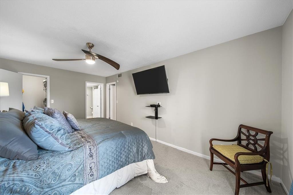 6851 Roswell Road Unit H12