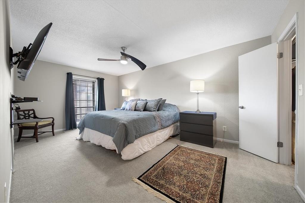 6851 Roswell Road Unit H12