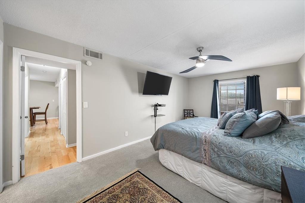 6851 Roswell Road Unit H12