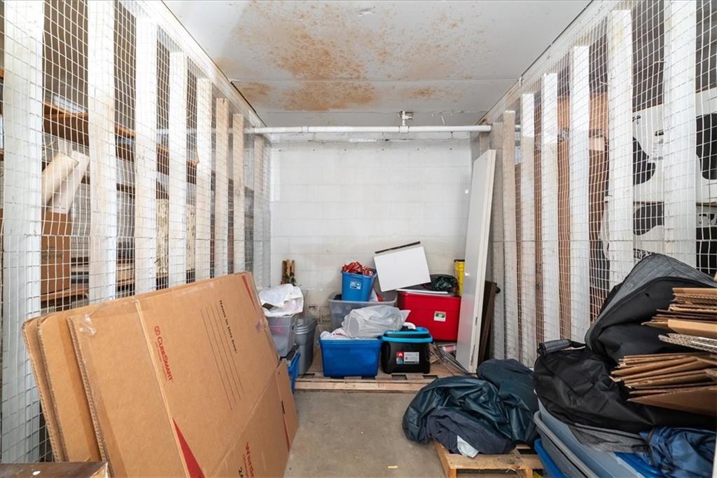 6851 Roswell Road Unit H12