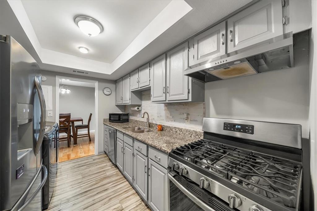 6851 Roswell Road Unit H12