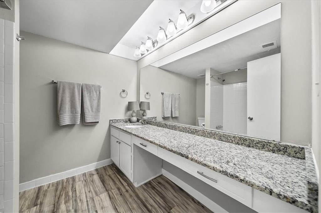 6851 Roswell Road Unit H12
