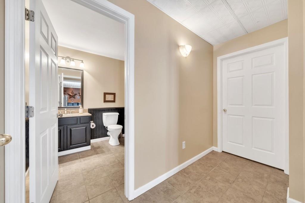 214 Kingsley Way