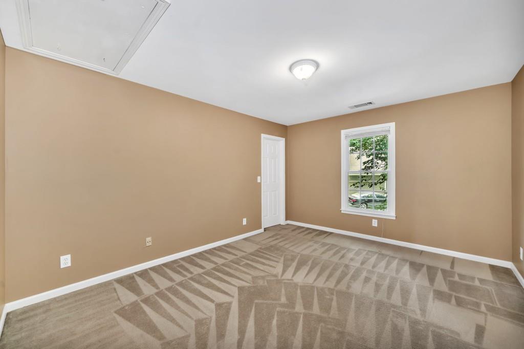214 Kingsley Way
