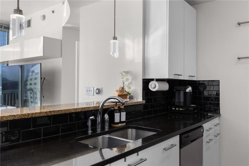 3324 Peachtree Road NE Unit 1304