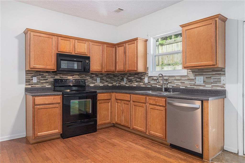 4139 Magnolia Glen Walk