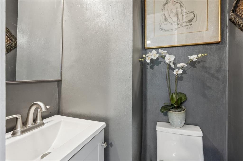 25 Standish Avenue NW