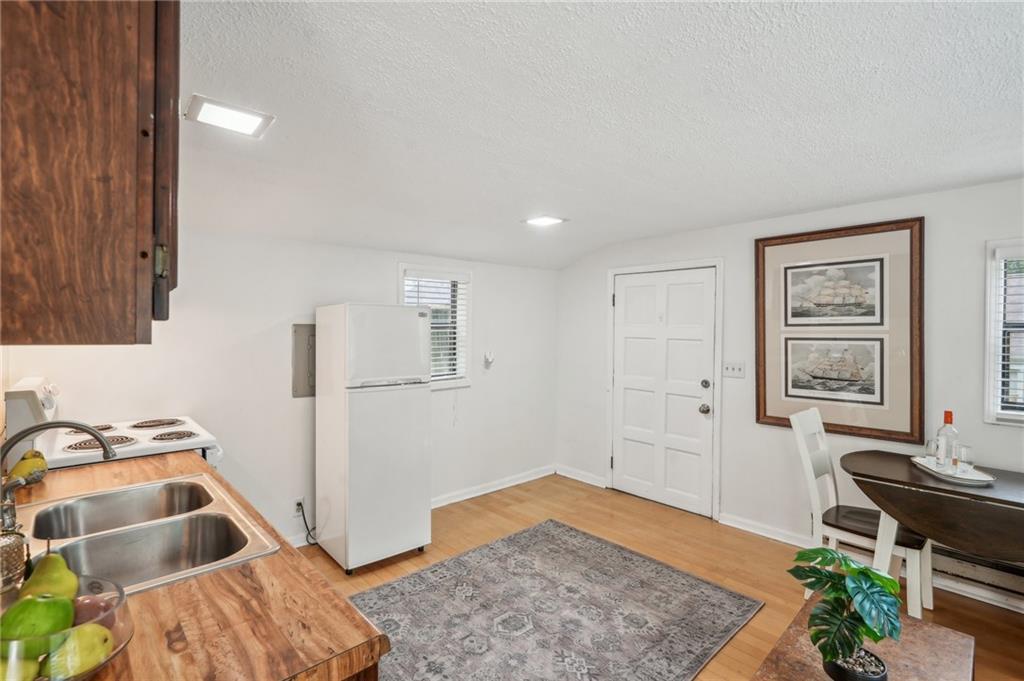 25 Standish Avenue NW