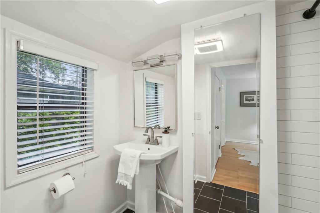 25 Standish Avenue NW