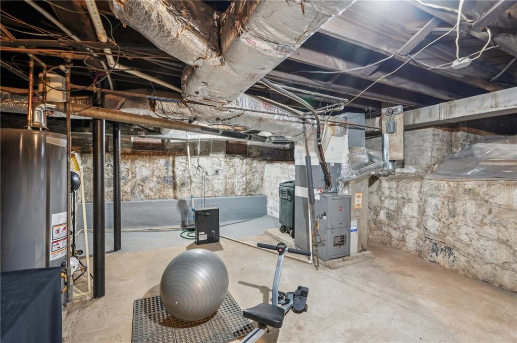 25 Standish Avenue NW