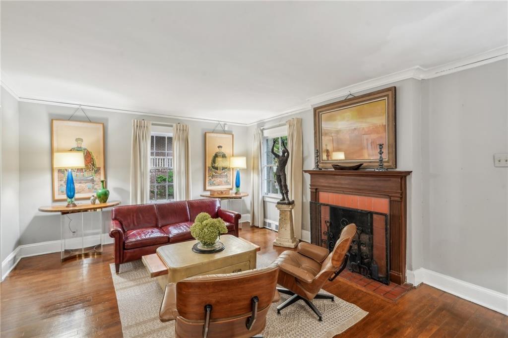 25 Standish Avenue NW