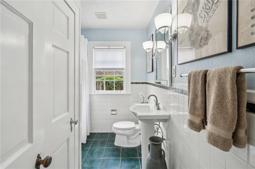 25 Standish Avenue NW