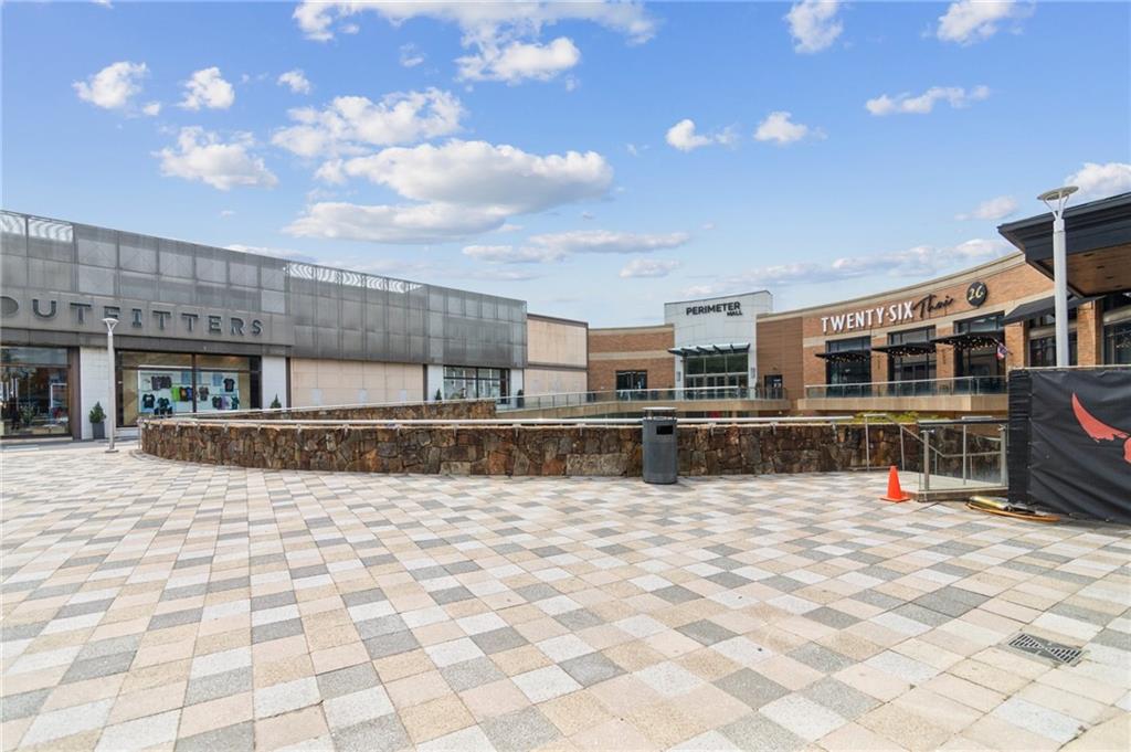 10 Perimeter Summit Boulevard NE Unit 4243
