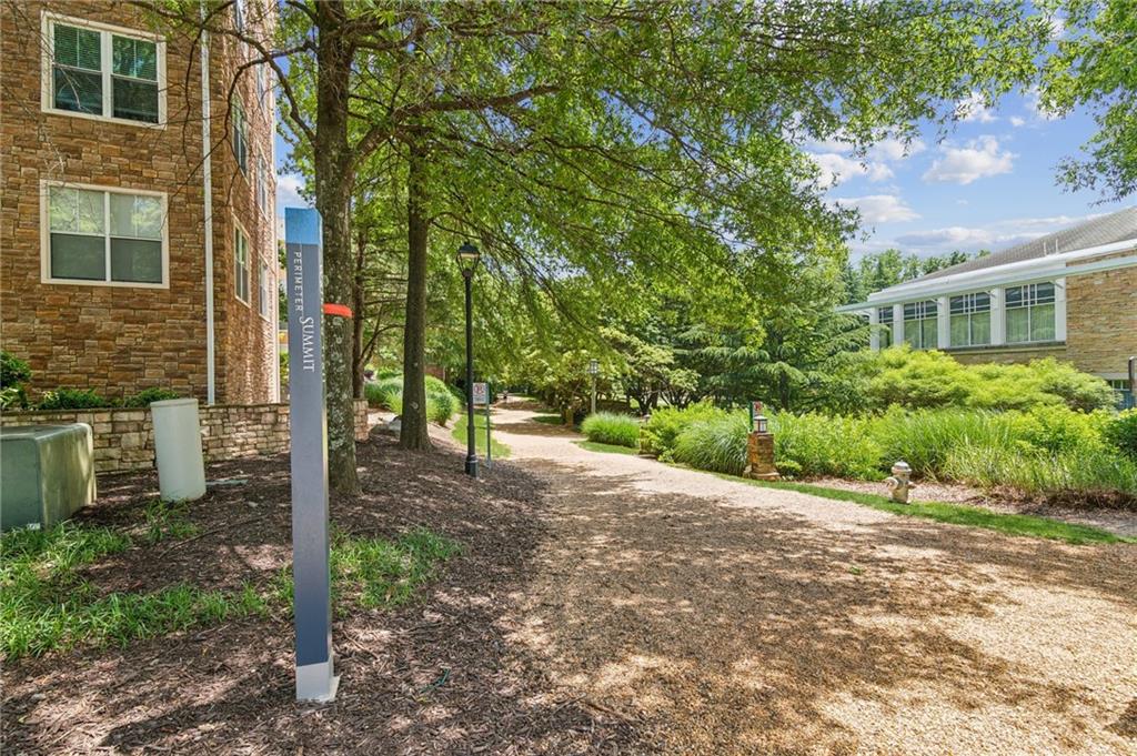 10 Perimeter Summit Boulevard NE Unit 4243