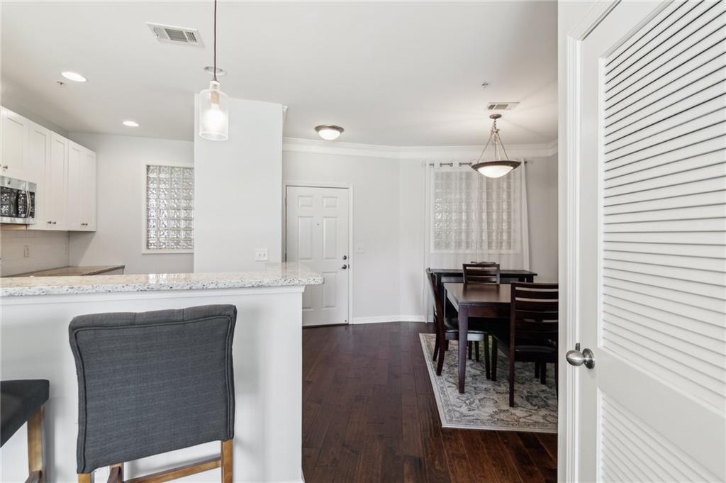 10 Perimeter Summit Boulevard NE Unit 4243