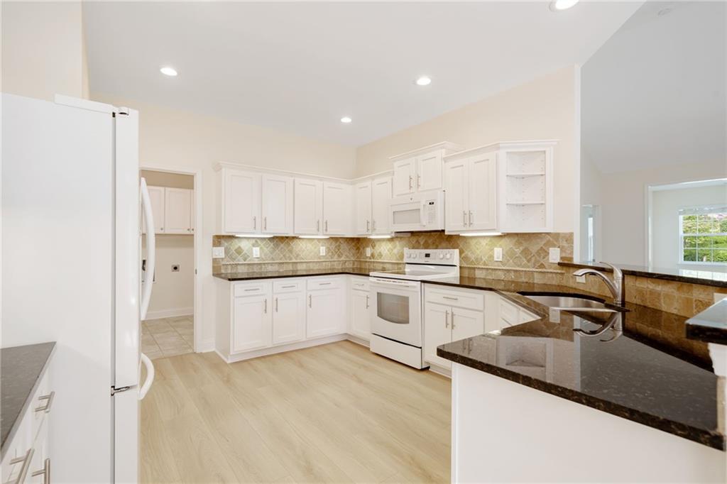 2561 Grapevine Circle Unit 104