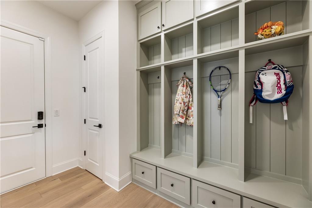 2996 Treeside Terrace