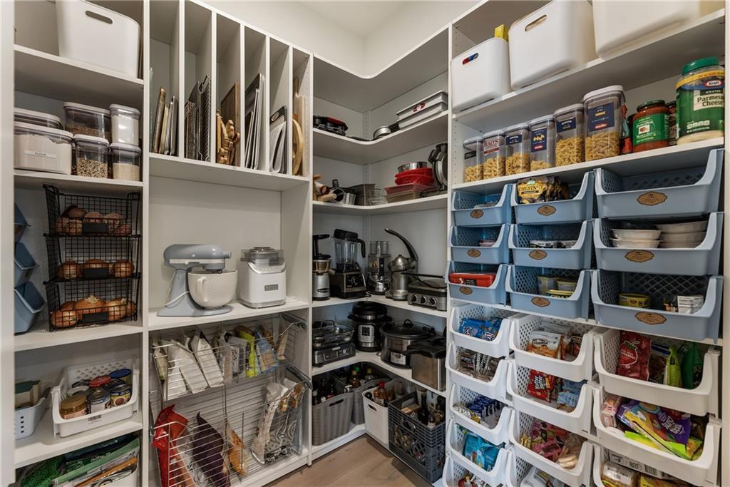 2996 Treeside Terrace