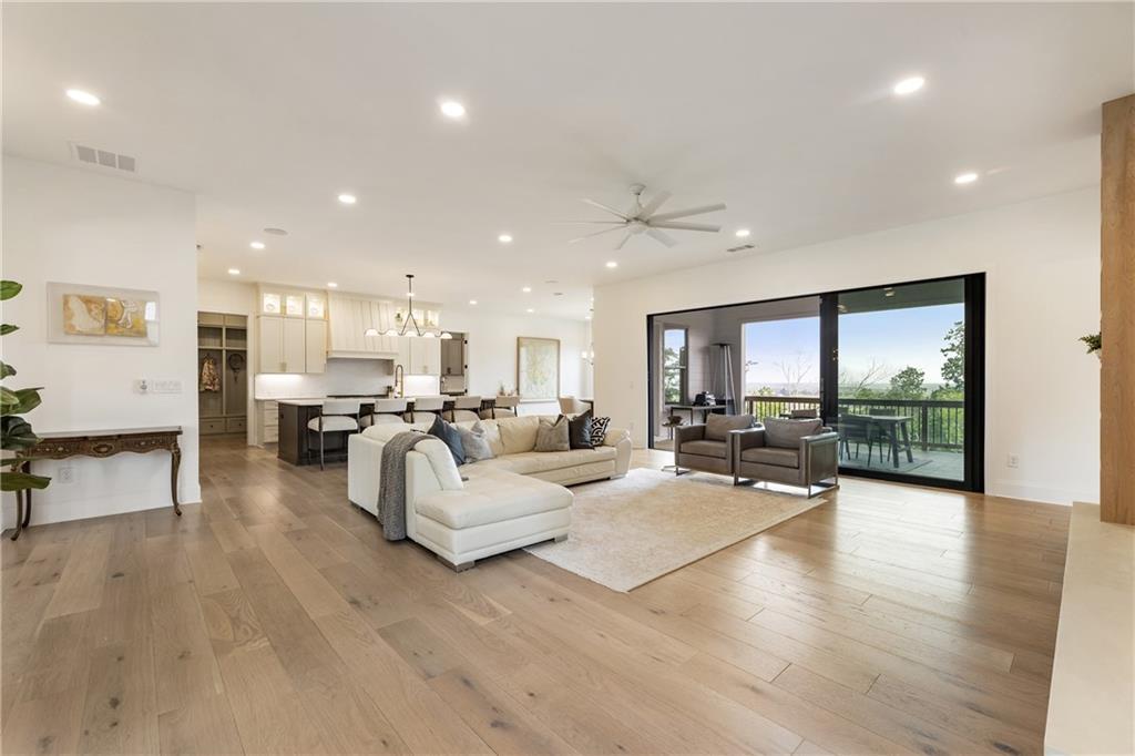 2996 Treeside Terrace