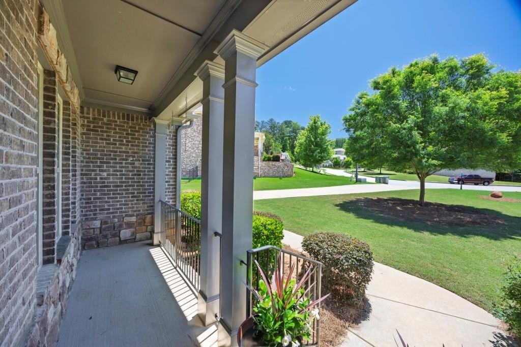 1231 Fawndale Drive NW