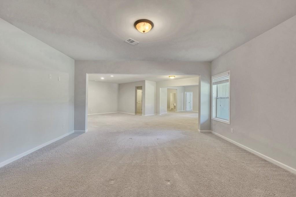 1231 Fawndale Drive NW