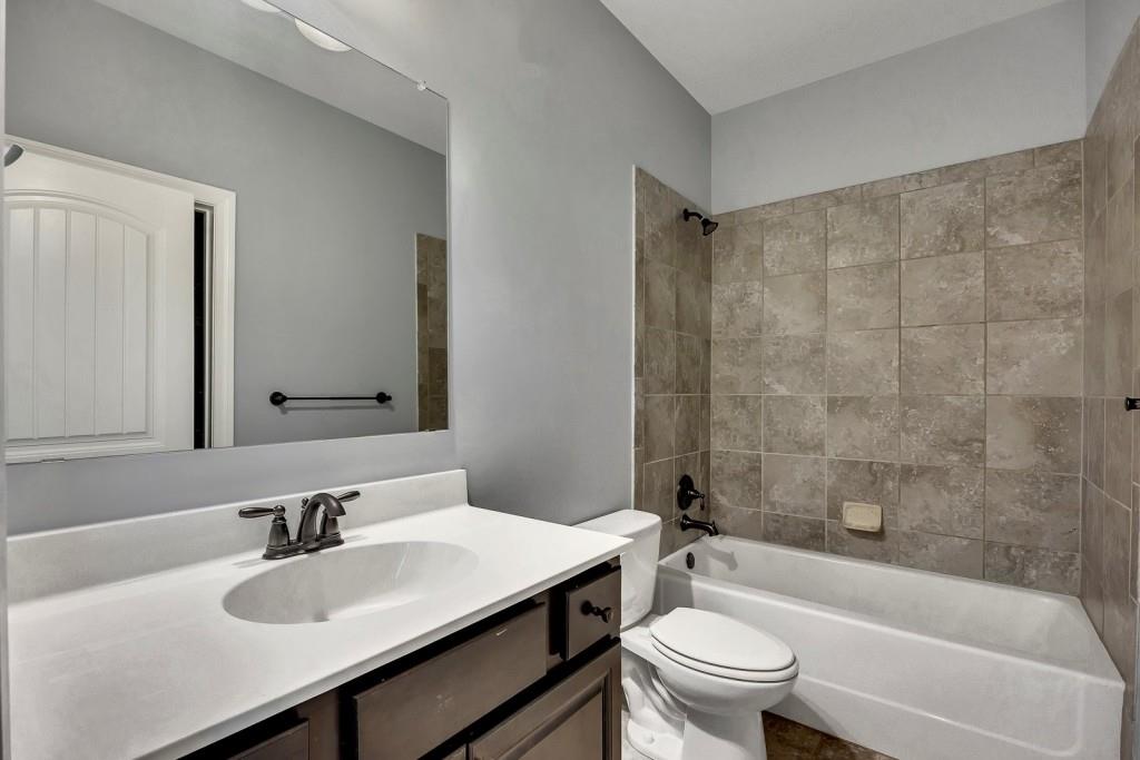 1231 Fawndale Drive NW