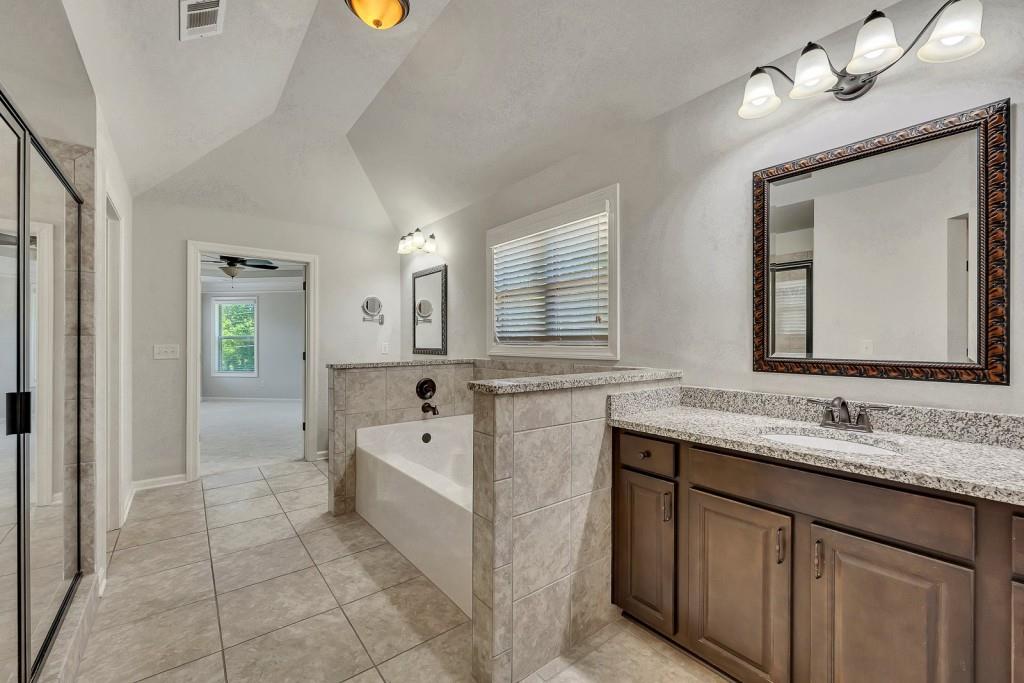 1231 Fawndale Drive NW