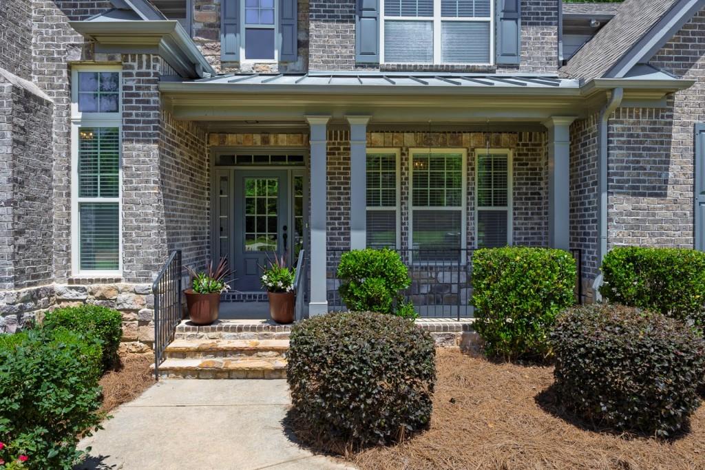 1231 Fawndale Drive NW