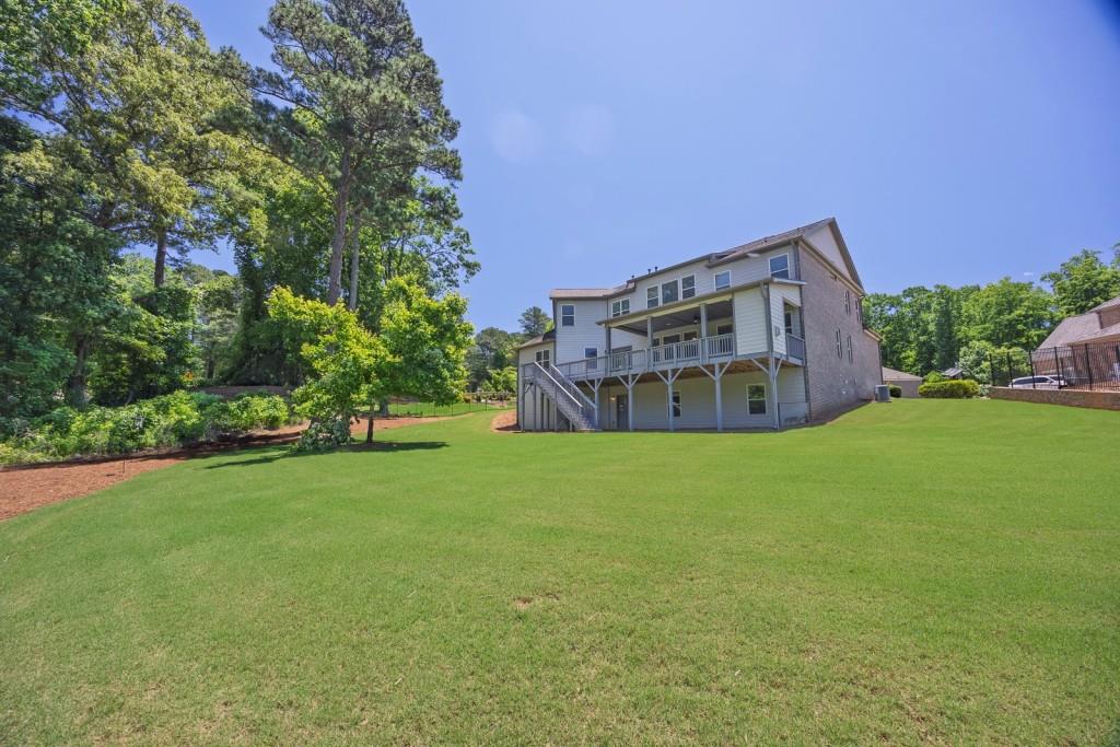 1231 Fawndale Drive NW