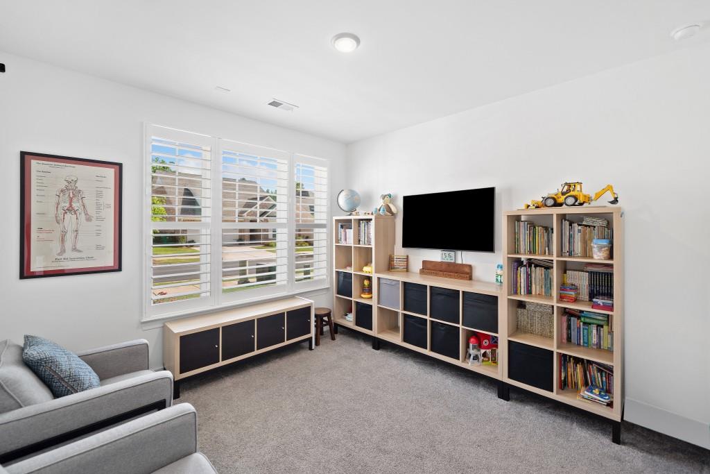 209 Floral Valley Drive