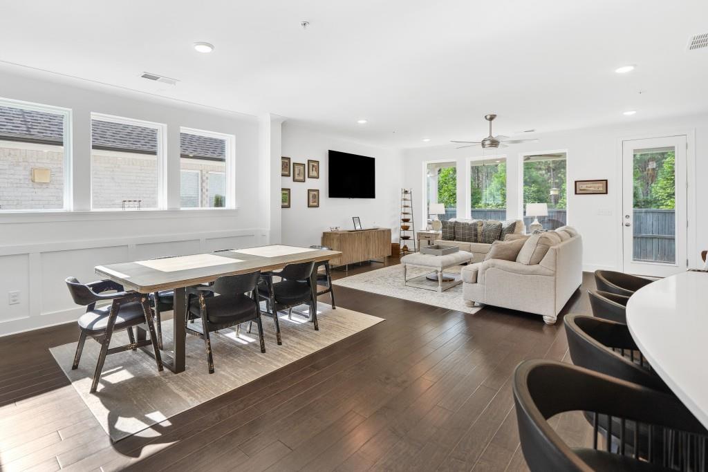 209 Floral Valley Drive