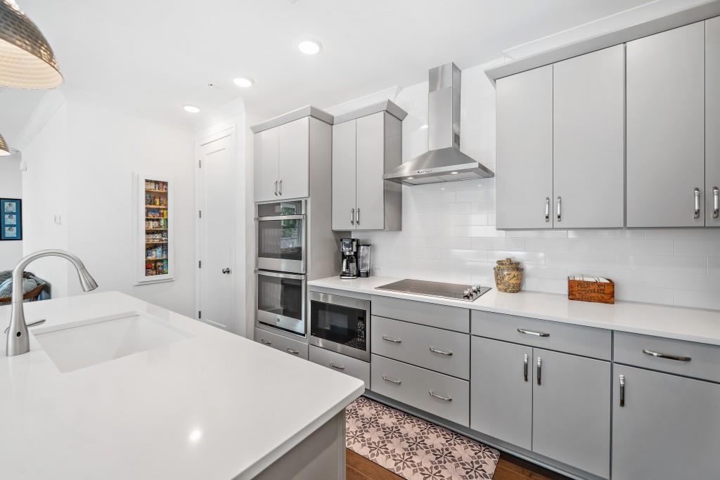 209 Floral Valley Drive