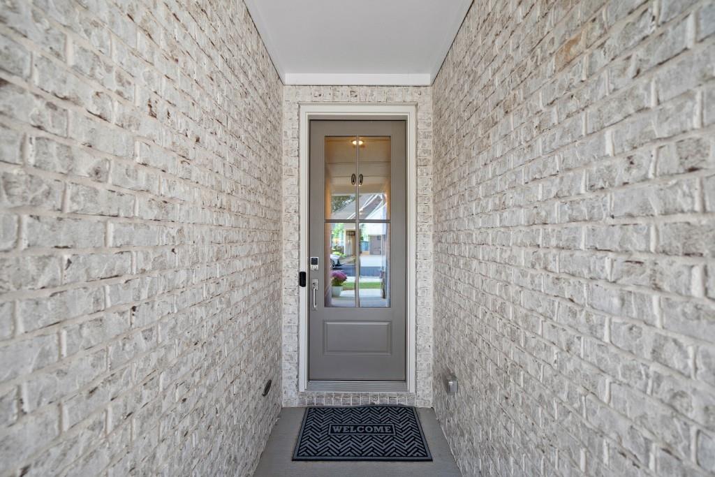 209 Floral Valley Drive