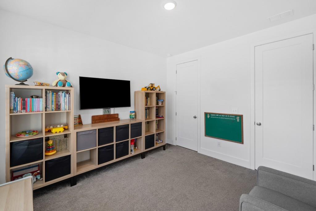 209 Floral Valley Drive