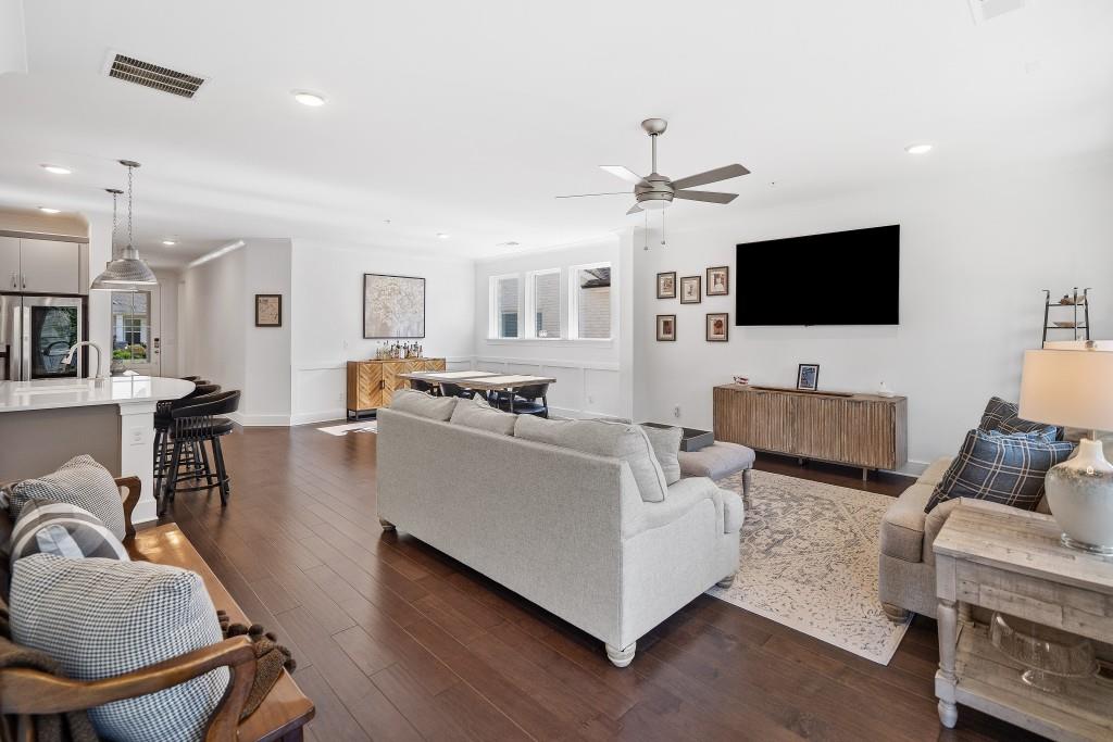 209 Floral Valley Drive