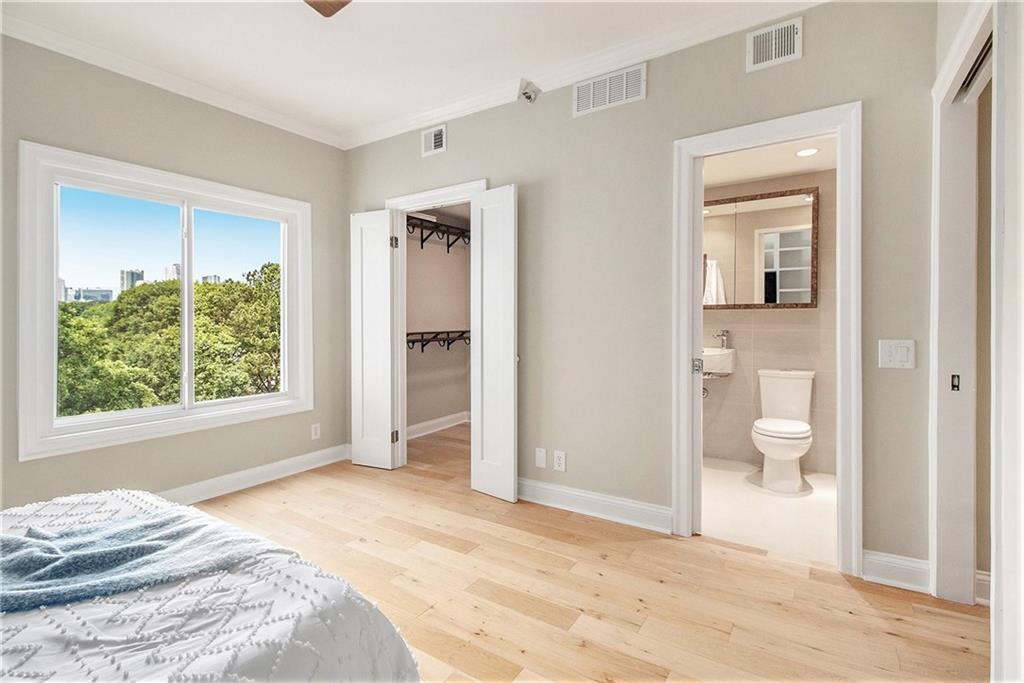 587 Virginia Avenue NE Unit 609
