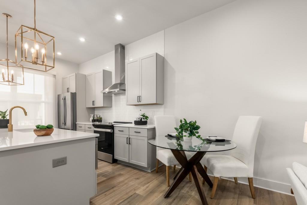 1408 Cozy Court Unit 303