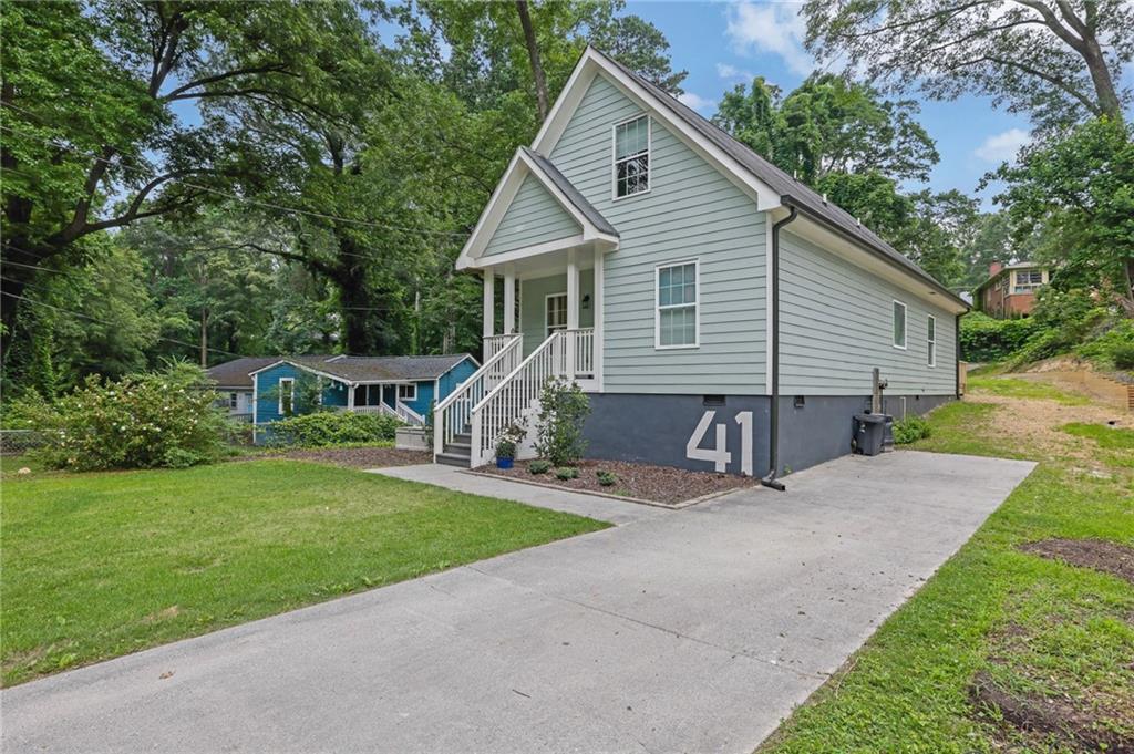 41 Spring Lane NW