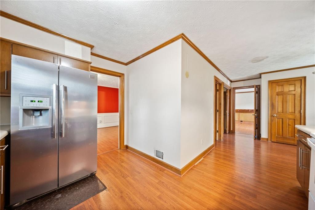 1237 Hunters Drive