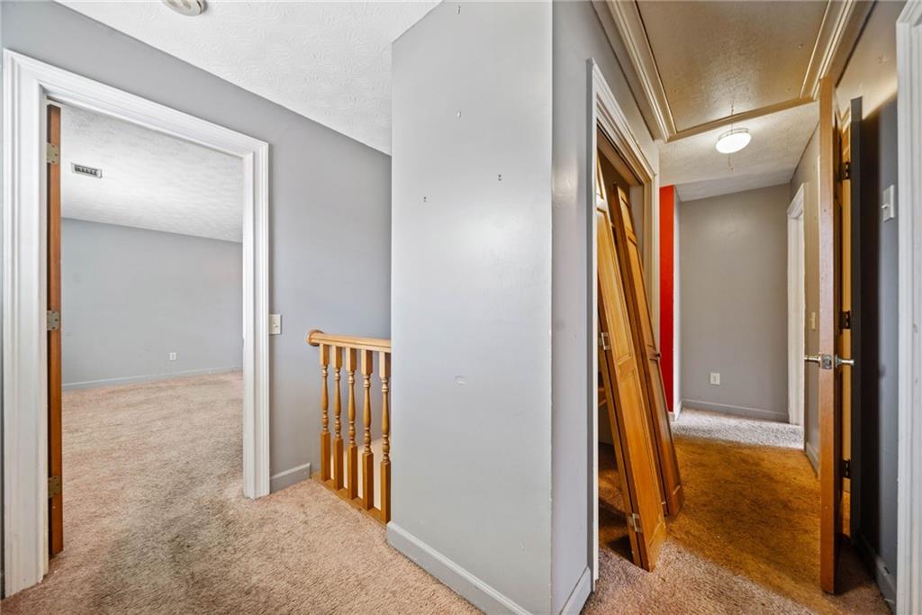 1237 Hunters Drive