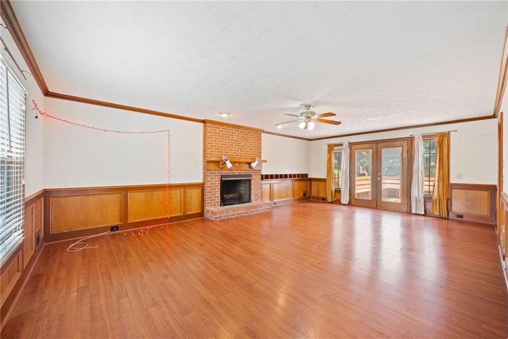 1237 Hunters Drive