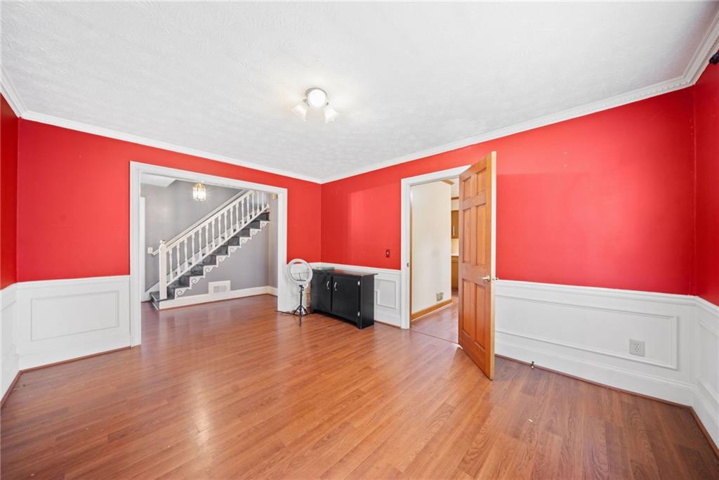 1237 Hunters Drive