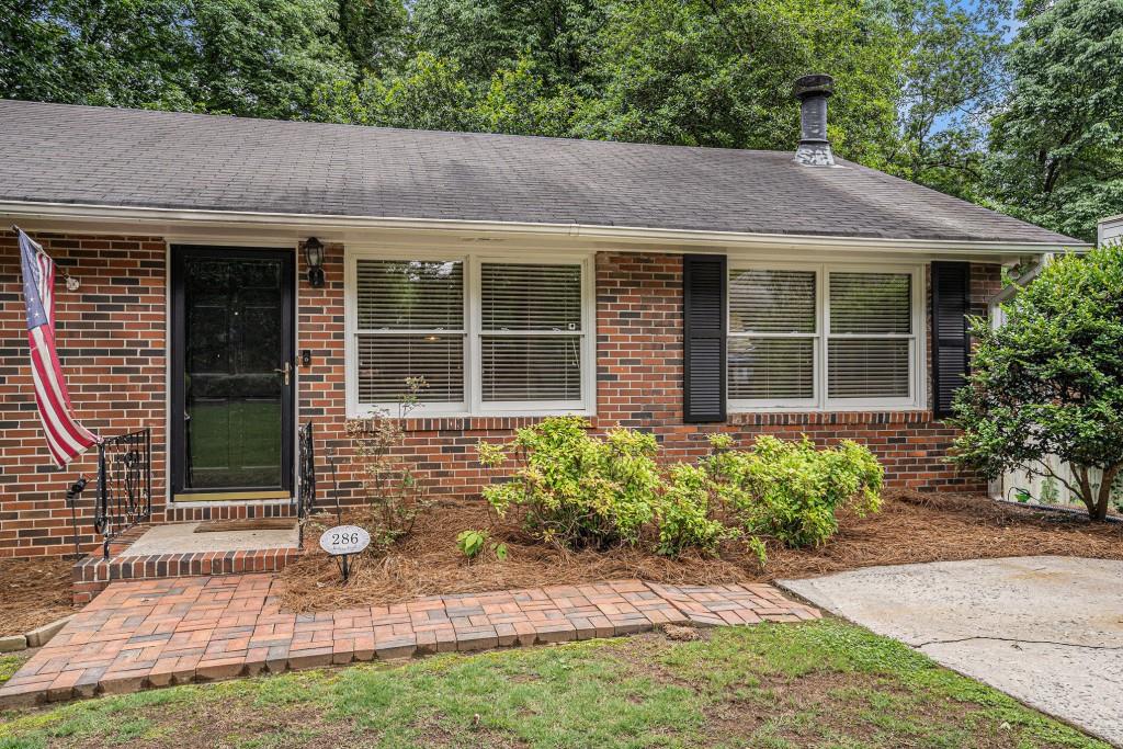 286 Indian Trail