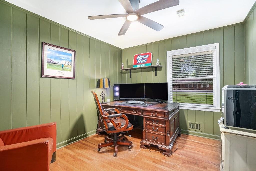 286 Indian Trail