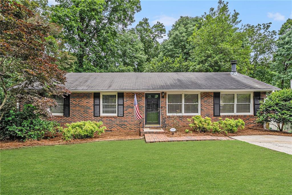 286 Indian Trail