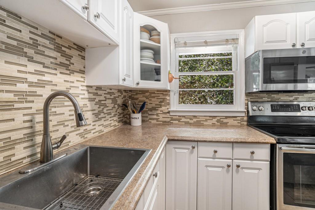 286 Indian Trail