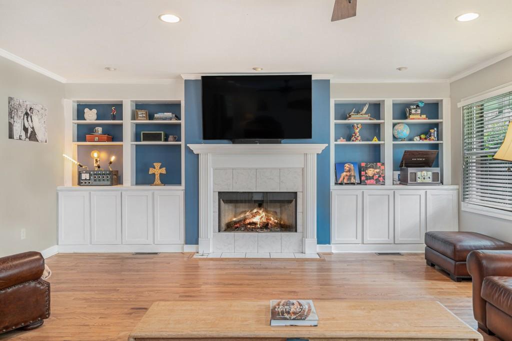 286 Indian Trail