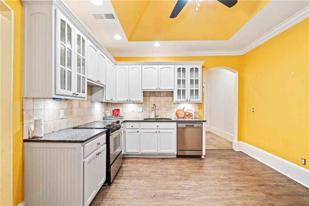 3770 Riverly Trace