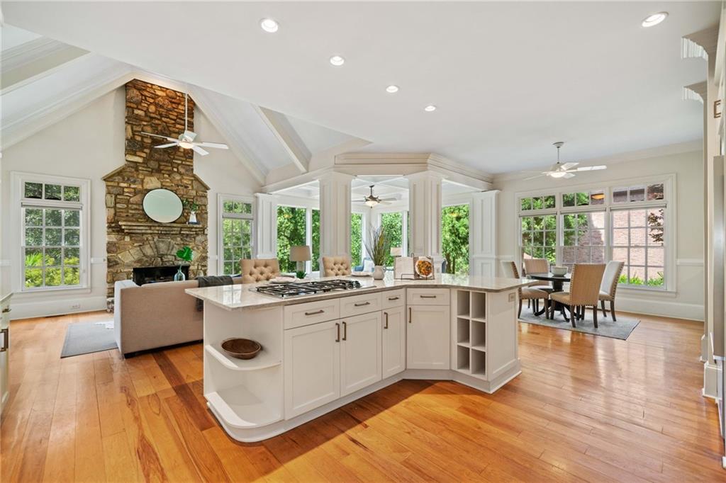 3770 Riverly Trace