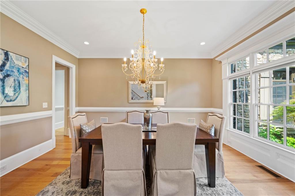 3770 Riverly Trace